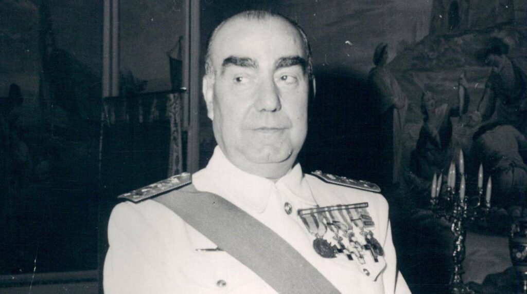 D. Luis Carrero Blanco, la honradez al servicio de España, por LFU - F ...