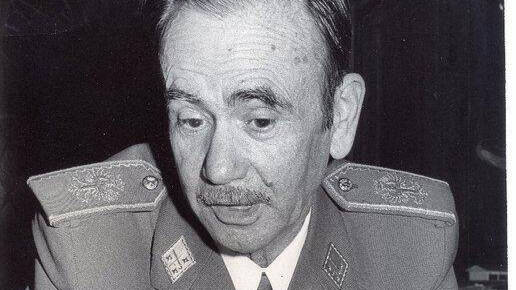 Tomás García Rebull, militar falangista con dos Medallas Militares Individuales