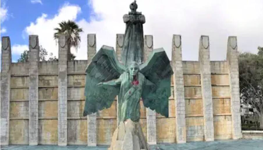 El Ángel de la Victoria, (pen)último asalto en Tenerife por eliminar a Franco del espacio público
