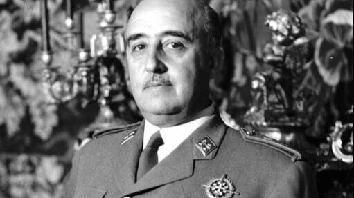 García Isac: “España bajo la figura de Franco fue uno de los tiempos más prósperos de la historia de nuestro país…”