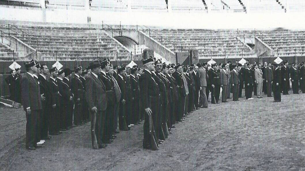 1936. Los Caballeros de La Coruña, por Carlos Fernández Barallobre