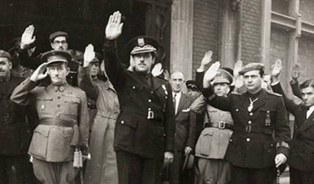1941: Franco nombra a Girón de Velasco y defiende la revolución social por la familia y la justicia, por José M. Pérez