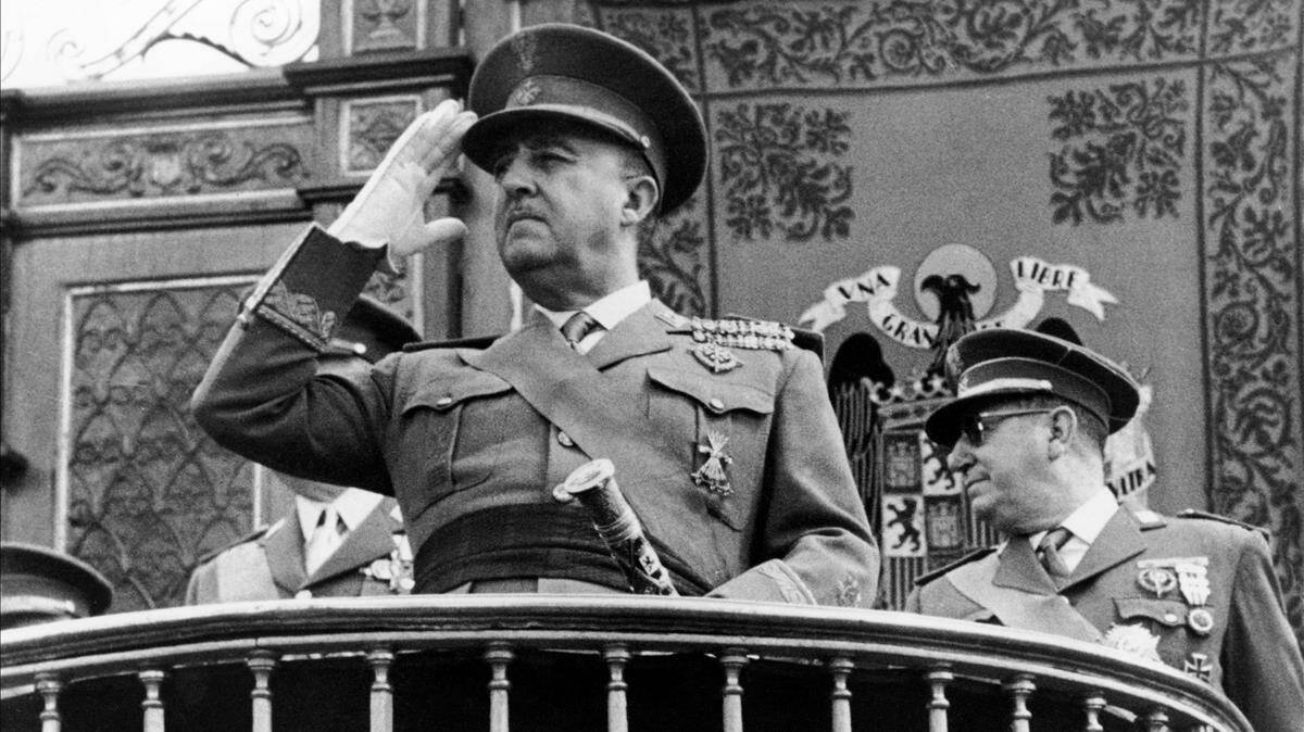 Pensamiento de Franco: Frente a los siglos calamitosos