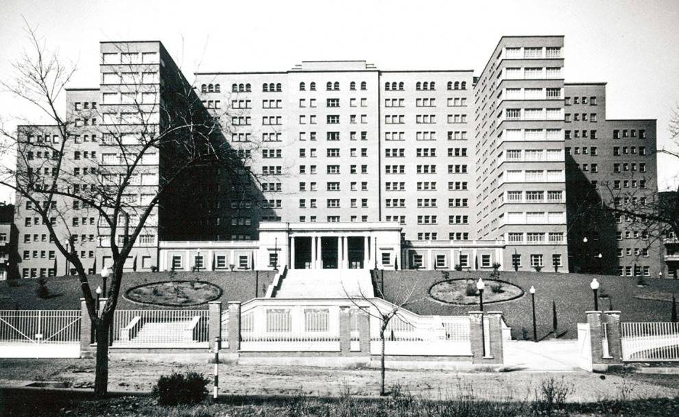06-10-1955: Inauguración de la Residencia Sanitaria «Francisco Franco»
