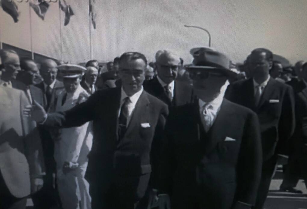 1961: Franco inaugura el complejo industrial de la Grela en La Coruña, por Carlos Fernández Barallobre