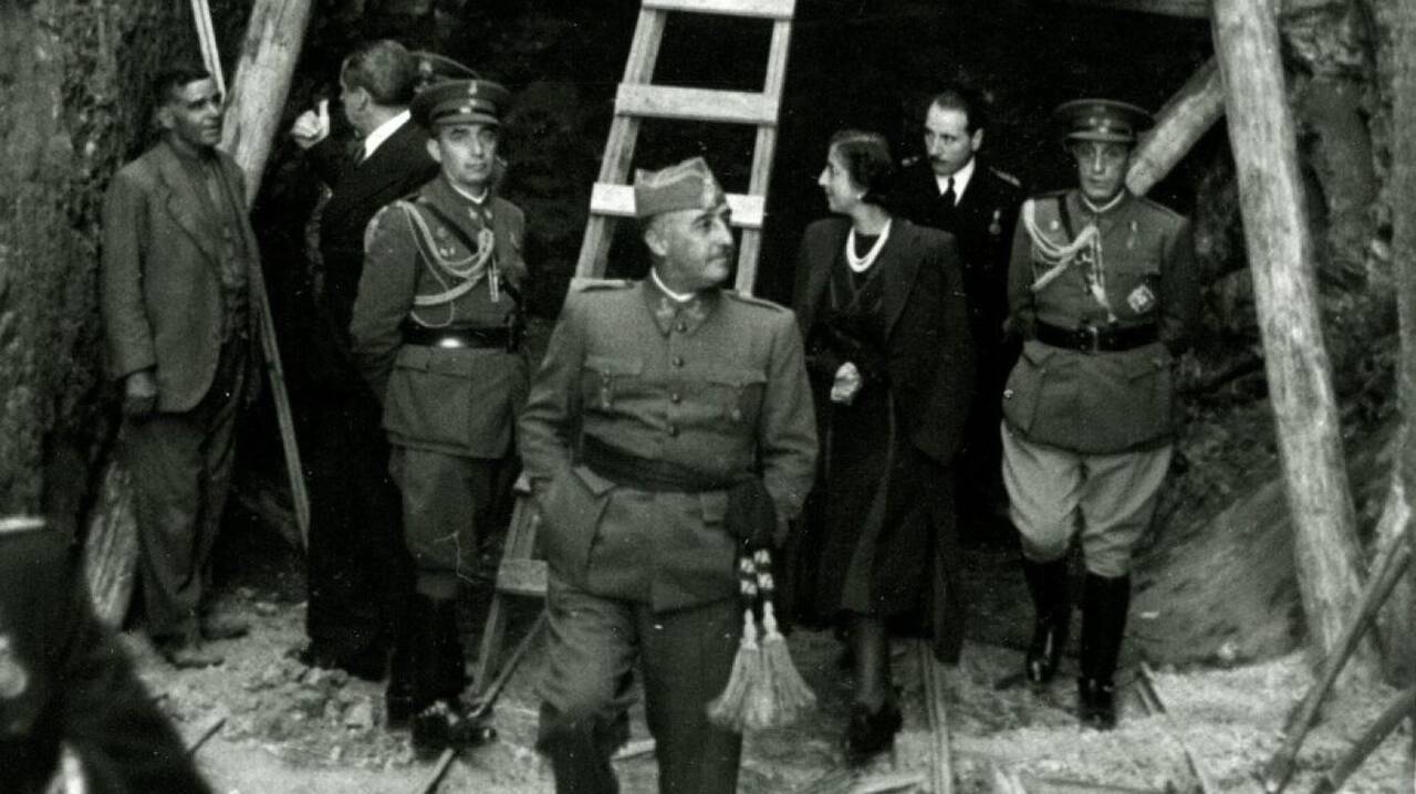 Pensamiento de Franco: Un cuarto de siglo de servicio político
