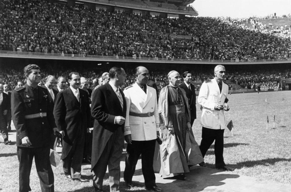 Los tiempos en los que la directiva del Barcelona pedía audiencias con Franco, por Luis E. Togores