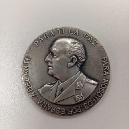 Medalla Conmemorativa. PARA TI LA PAZ, PARA NOSOTROS, POR ESPAÑA, ADELANTE.